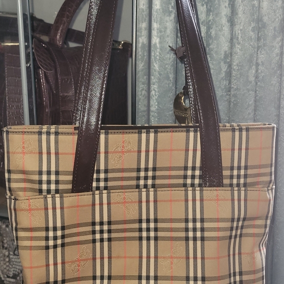 Sold! - Picture 6 of 8